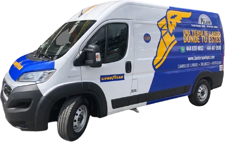 Camioneta Pelayo To Go de llantas a domicilio